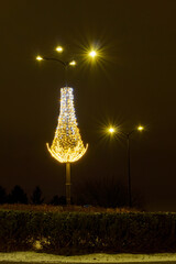 choinka z latarni drogowej na rondzie w Sosnowcu © rob