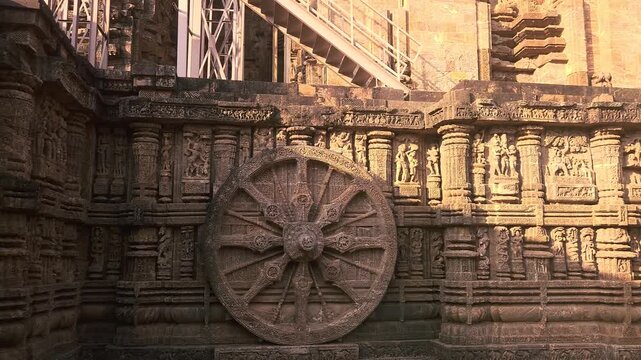 Konark Sun Temple, This Temple is a 13th-century CE Hindu Sun temple at Konark about 35 kilometres (22 mi) northeast from Puri city on the coastline in Puri district, Odisha, India
