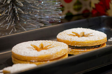 Linzer Cookies / Butter Cookies With Jam Filling / Fursecuri Linzer Cu Gem
