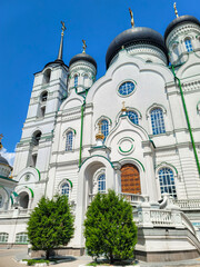 Obraz premium The biggest Blagoveschenskiy cathedral in the downtown of Voronezh, Russia