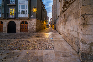 Obraz premium Burgos Old Town street at sunset in Spain