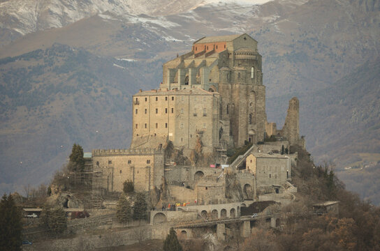 Sacra di San Michele in Val Susa, monumento simbolo del Piemonte