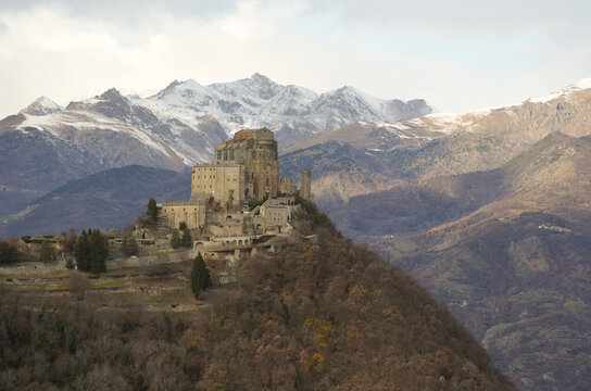 Sacra di San Michele in Val Susa, monumento simbolo del Piemonte