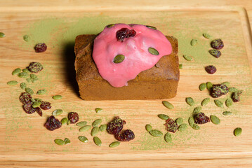 This is a raspberry loaf cake. It's made with high-quality wheat flour, fresh butter, and raspberries. It tastes delicious.