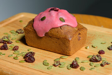 This is a raspberry loaf cake. It's made with high-quality wheat flour, fresh butter, and raspberries. It tastes delicious