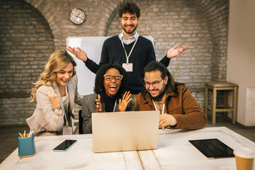 Fototapete bei efototapeten.de bestellen   