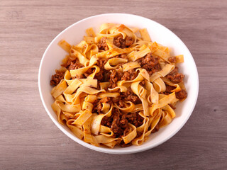 Picante tagliatelle with mince beef