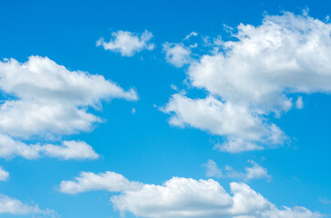 Fototapeta premium White clouds in blue sky.