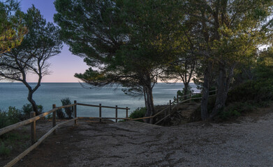 atardecer en la costa mediterr&aacute;nea