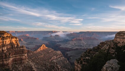 Naklejka premium Grand Canyon Park landscape highlighting geological strata, suitable for nature background use