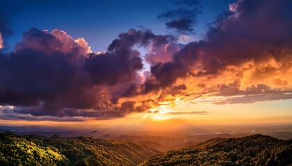 Obraz premium Dramatic Sunset Cloudscape