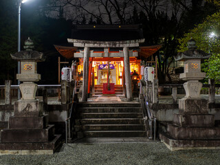 御扉が開けられた元旦の稲荷神社