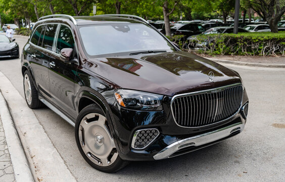 Miami, Florida, USA - July 13, 2025: Luxury SUV Mercedes Benz Maybach GLS. Car Mercedes Benz Maybach GLS parked outdoor. Black car, corner view. Mercedes Benz Maybach GLS luxury SUV car