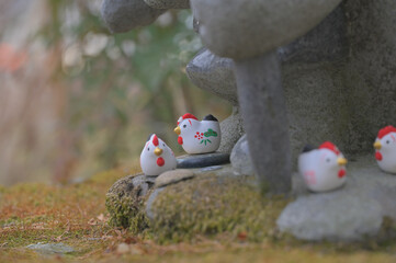 Naklejka premium 複数のにわとりの置物