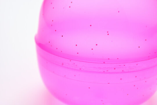 ガシャポンの空カプセル03