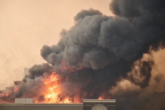 Fire Rages Through Downtown in Alta Dena CA