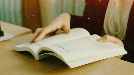 Reading books and self-learning, cultivating a love of reading, and expanding knowledge from books.