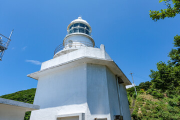 甑島列島最南端にある釣掛埼灯台