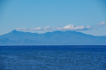野付半島から見る知床半島の山々