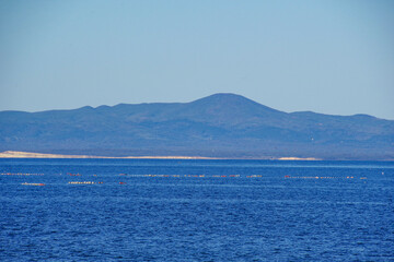 野付半島から見る北方領土の国後島