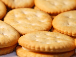 バニラクリーム　クラッカー