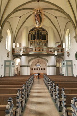 Blick in die Pfarrkirche St. Margaretha imm Warsteiner Ortsteil Sichtigvor im Sauerland