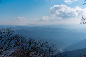 산맥과 구름이 아름다운 강원도