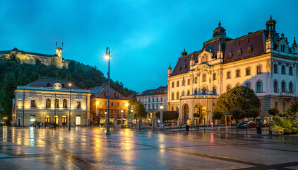 Fototapeta premium Evening view of the University of Ljubljana and the old town. Ljubljana is the capital of Slovenia.