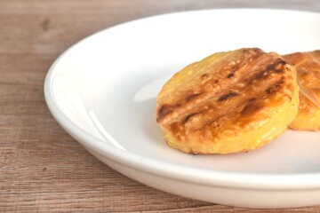 grilled sticky rice with egg Thai food arranging on plate