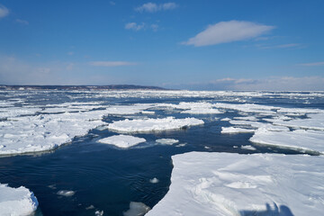 北海道　船上から見たオホーツク海の流氷