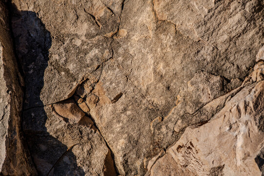 Limestone is a sedimentary rock whose main component is the mineral calcite. Limestone deposits are more or less interpenetrated by clay or quartzite impurities.