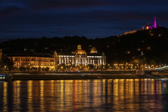Budapest by night, Hotel Gellert, Hungary
