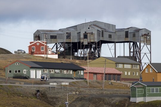 Central office of the former old coal ropeway, Taubanesentrale, mining, former coal mine, Longyearbyen, Spitsbergen, Svalbard, Norway