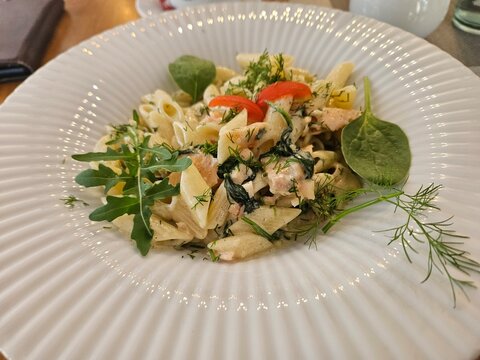 Pasta salad with salmon