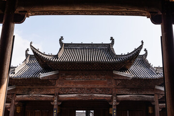 Obraz premium Ancient Temple Architecture in Wuyuan Town, China