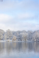 Stadtparksee in Hamburg im Winter