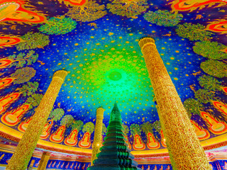 ワット・パークナム・パーシーチャルーンの生涯図　タイのバンコク