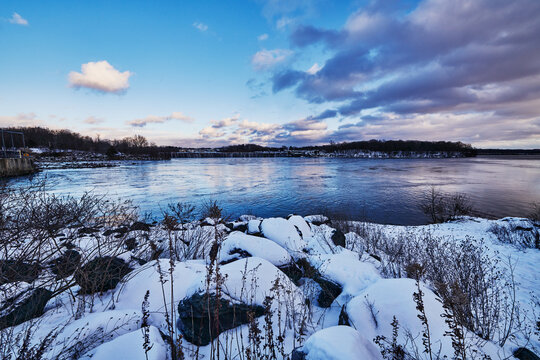 View of Mohawk river and Cohoes Falls from Falls View State Park, Cohoes, NY