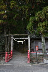 卑弥呼神社の橋と鳥居