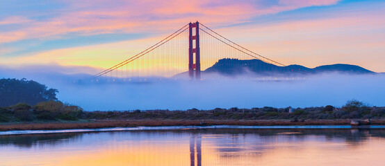 Golden Gate Bridge, San Francisco, California © somchaij