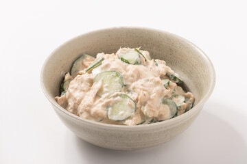 ツナときゅうりのマヨネーズ和え