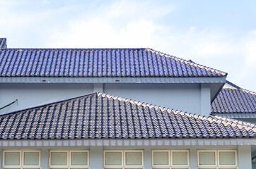 Fototapeta premium Traditional Chinese Architecture with Blue Glazed Tiles in Nanjing