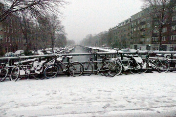 Neve ad Amsterdam. Gennaio 2026. Olanda. Nord Europa