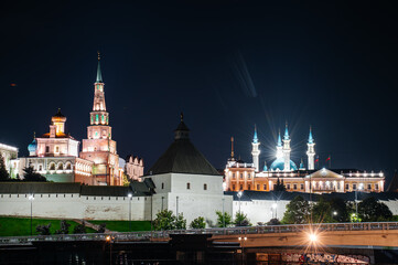Kremlin at night, reflection in the water