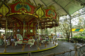 merry go round 