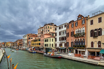 Fototapeta premium Cityscape with canal in Venice, Italy