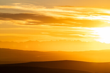 Obraz premium sunset in the mountains