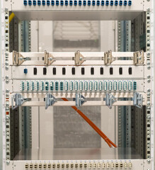 Netzwerk LWL Patchpanel Verbindung zu einem Netzwerk in einem Rechenzentrum