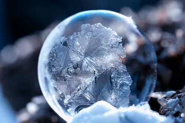 Delicate Frozen Bubble with Intricate Frost Patterns, copy space, natural background or wallpaper