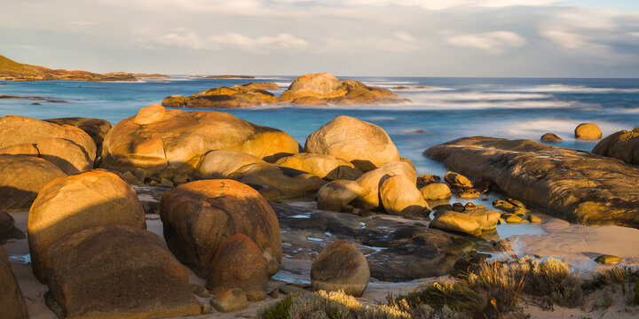 Sunset over rugged coast with granite rocks and boulders in William Bay National Park, Western Australia; 2x1 panorama format
William Bay National Park, Western Australia